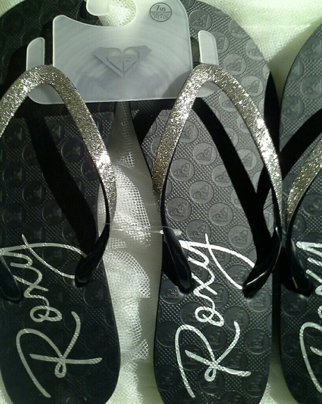 Roxy Shoes - "Final Price"👣Sandles by Roxy🐠(2 days only)